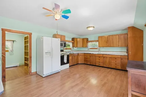 63 Sebasco Road Phippsburg ME 04562
