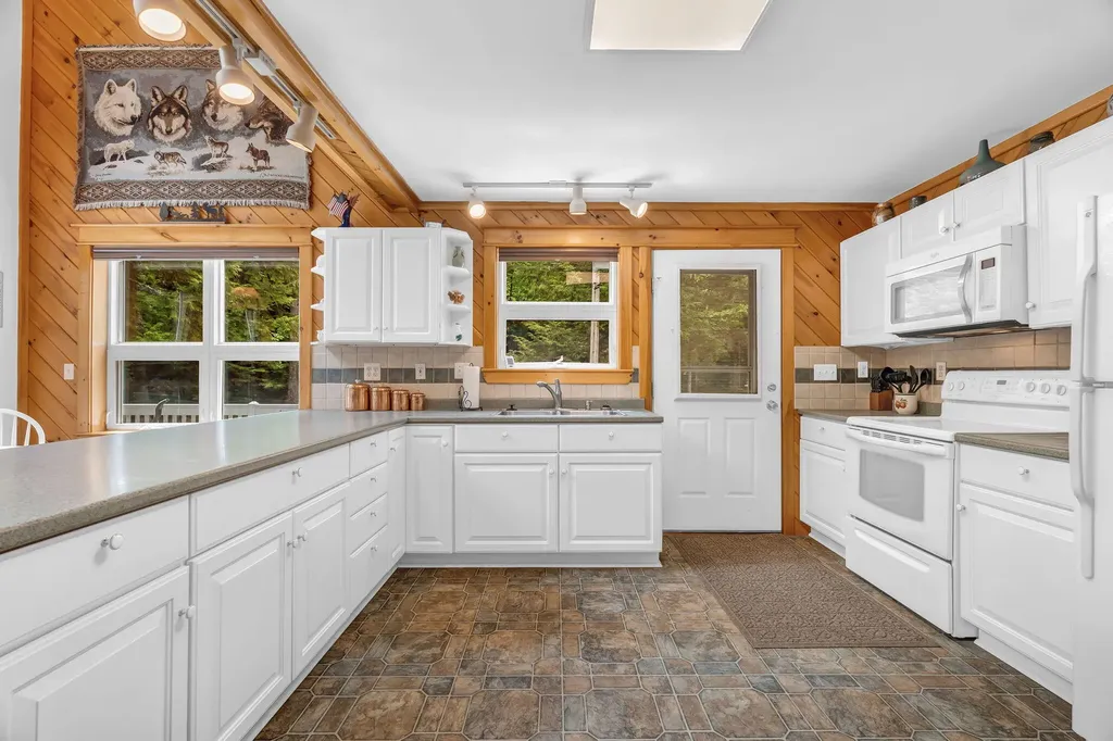 30 Beaver Bog Lane Abbot ME 04406