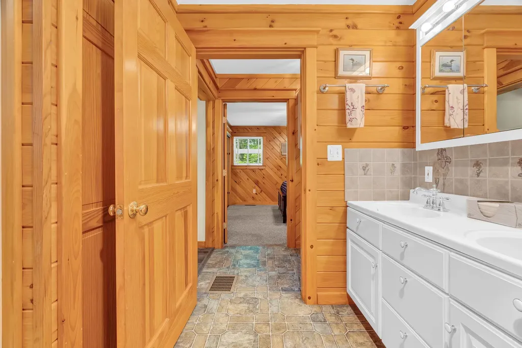 30 Beaver Bog Lane Abbot ME 04406