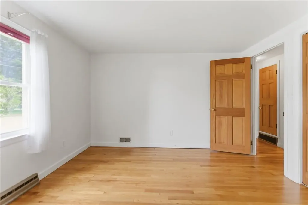 16 Woodland Avenue Lisbon ME 04252