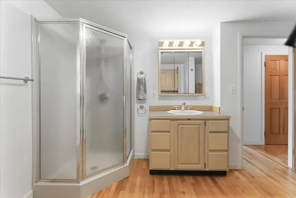 16 Woodland Avenue Lisbon ME 04252