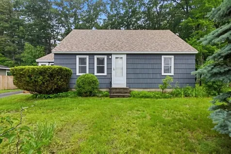 16 Woodland Avenue Lisbon ME 04252