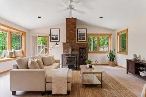 16 Woodland Avenue Lisbon ME 04252