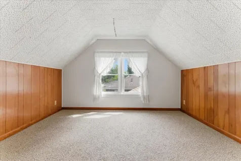 16 Woodland Avenue Lisbon ME 04252