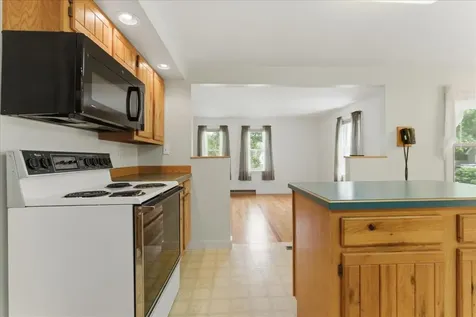 16 Woodland Avenue Lisbon ME 04252