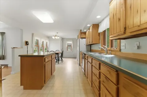 16 Woodland Avenue Lisbon ME 04252