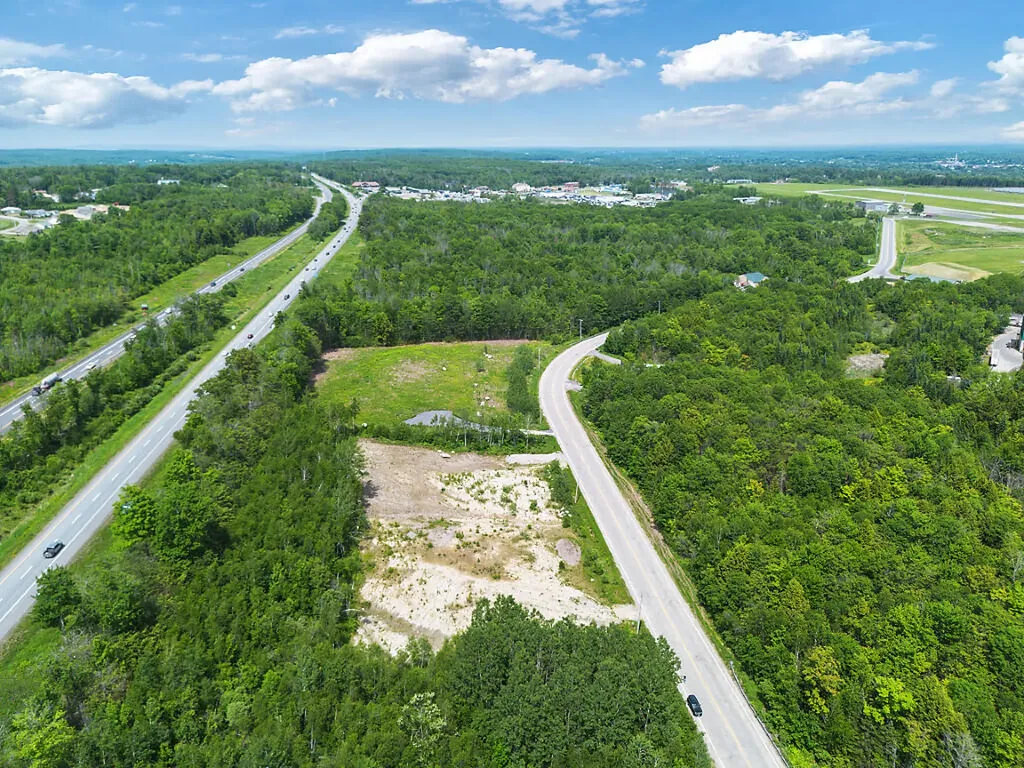 125 Airport Road Waterville ME 04901