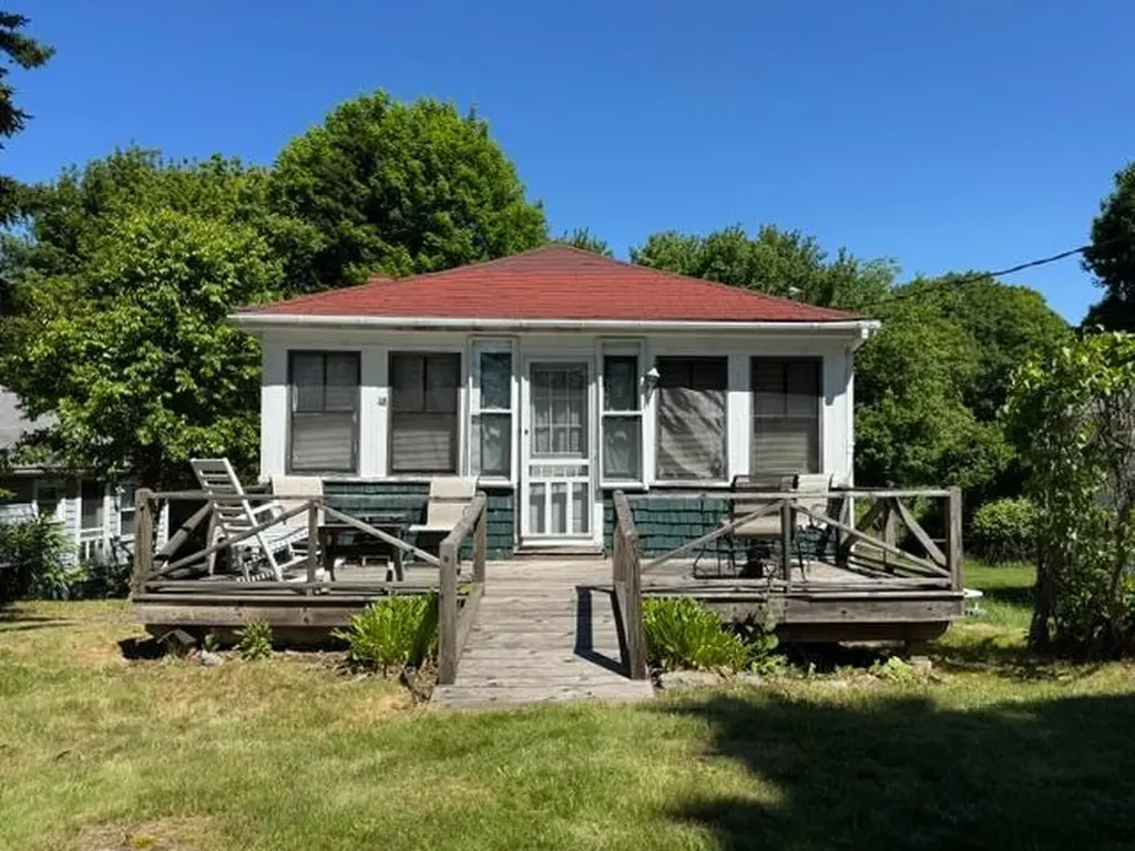 48 Meridian Street Portland ME 04108
