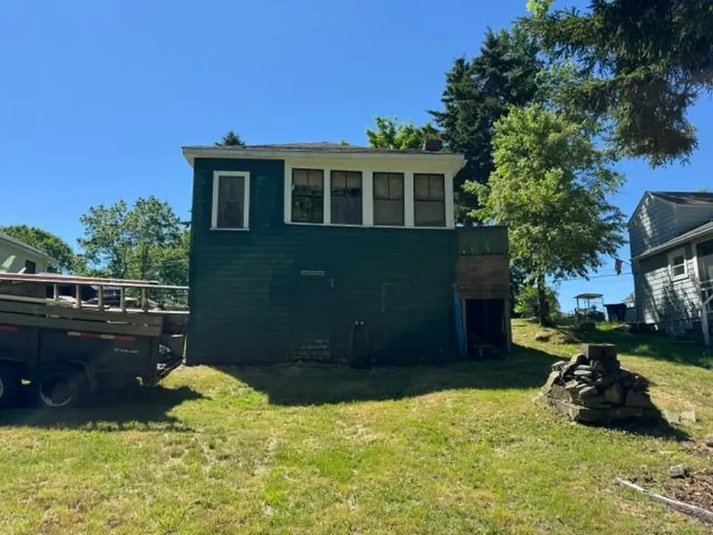 48 Meridian Street Portland ME 04108