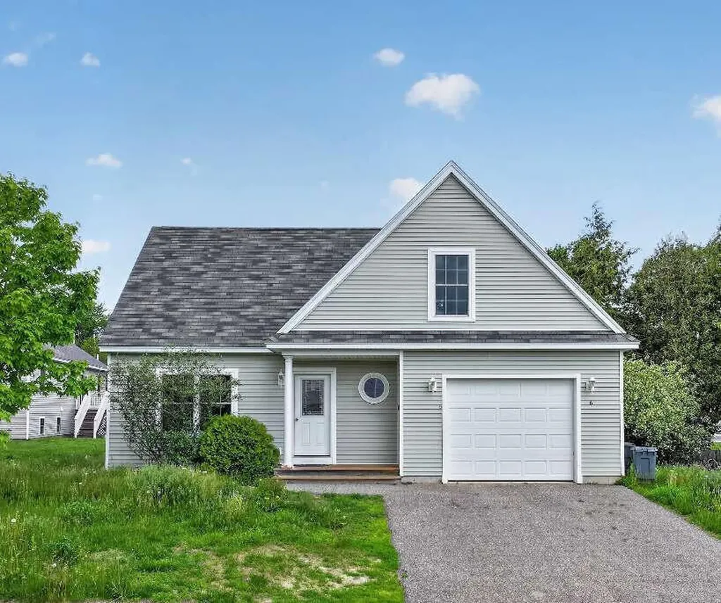 6 Stephanie Drive Gorham ME 04038