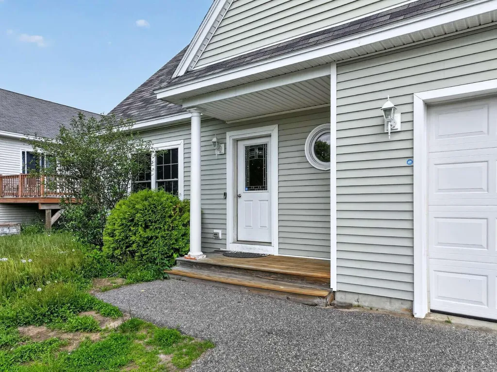 6 Stephanie Drive Gorham ME 04038