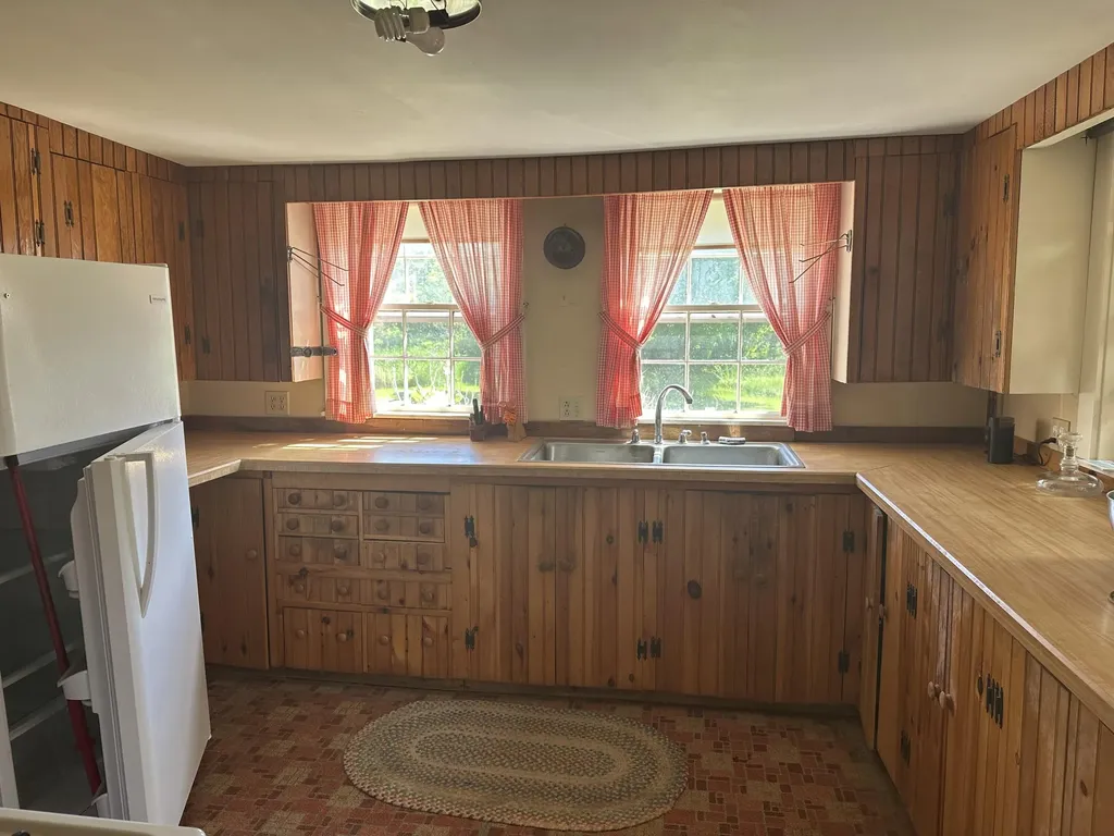 31 Shag Hollow Road Matinicus Isle Plt ME 04851