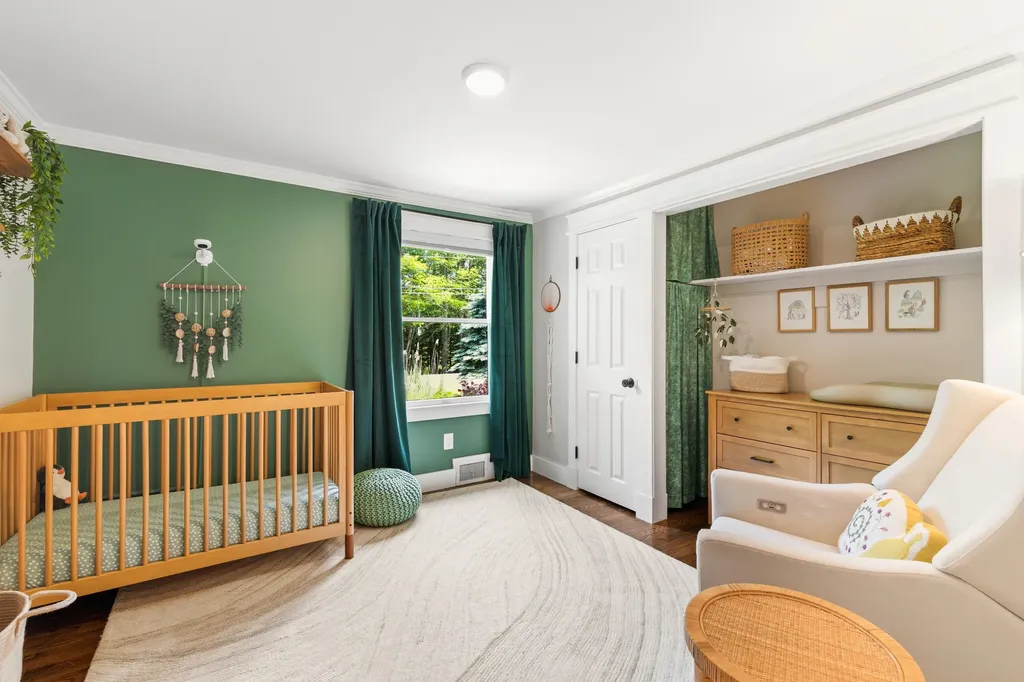 213 Cousins Street Yarmouth ME 04096