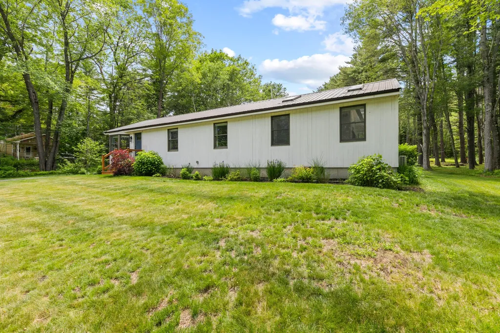 213 Cousins Street Yarmouth ME 04096