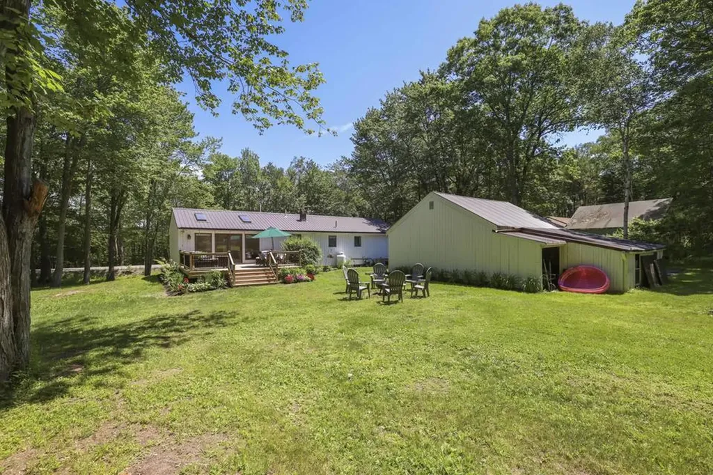213 Cousins Street Yarmouth ME 04096