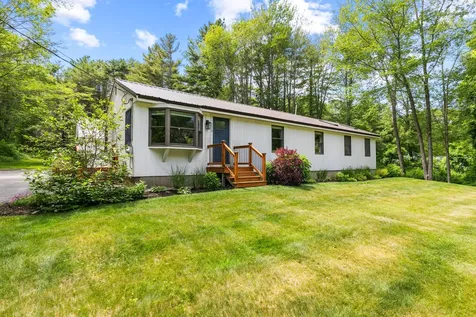 213 Cousins Street Yarmouth ME 04096