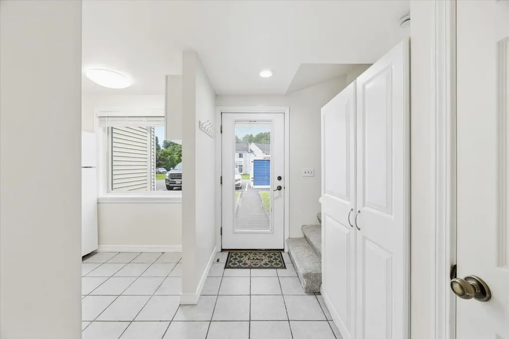 25 Lawrence Street Westbrook ME 04092