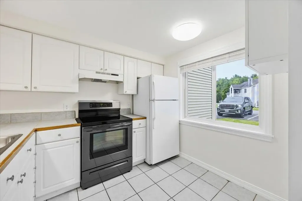 25 Lawrence Street Westbrook ME 04092