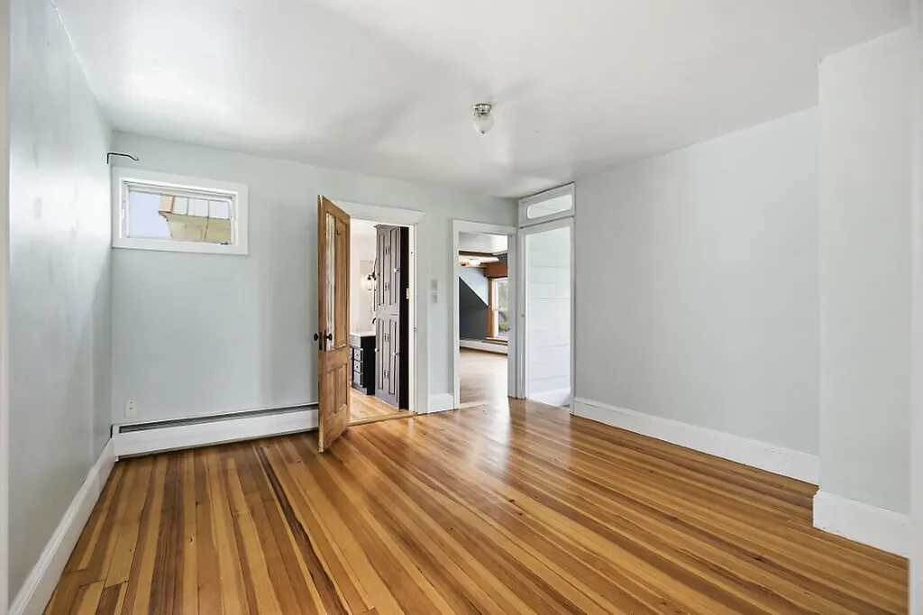 327 Ripley Road Dexter ME 04930