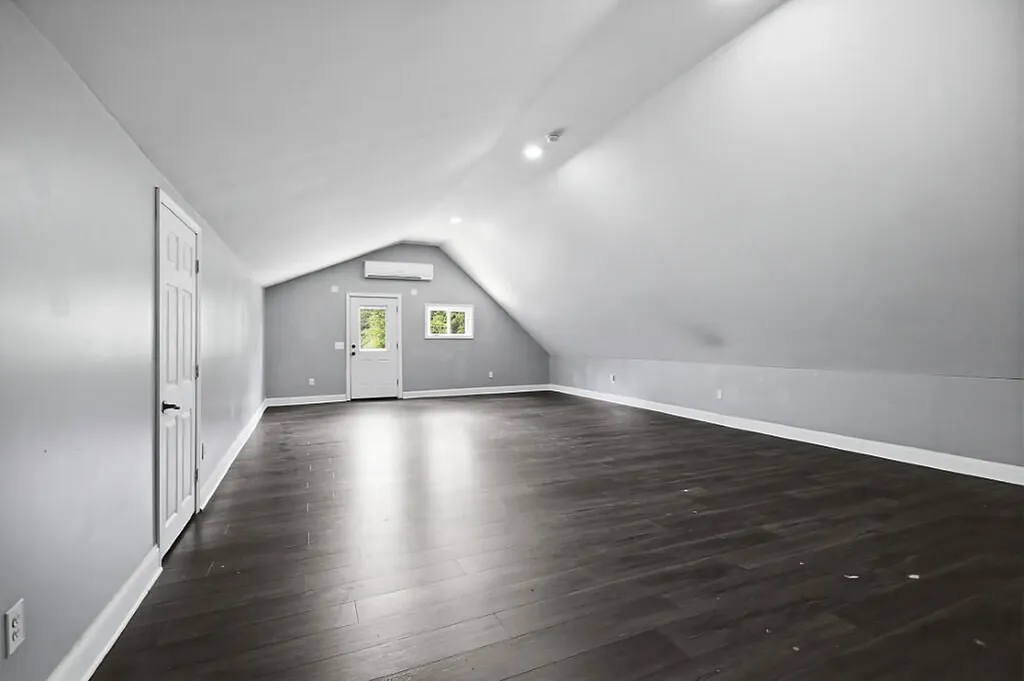 327 Ripley Road Dexter ME 04930