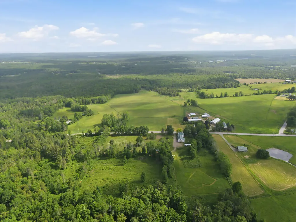 327 Ripley Road Dexter ME 04930