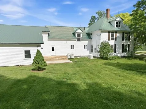 327 Ripley Road Dexter ME 04930