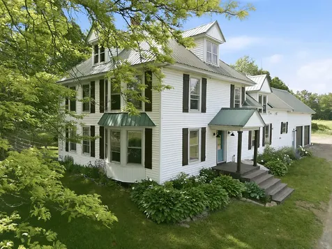 327 Ripley Road Dexter ME 04930