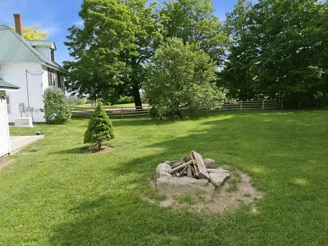 327 Ripley Road Dexter ME 04930