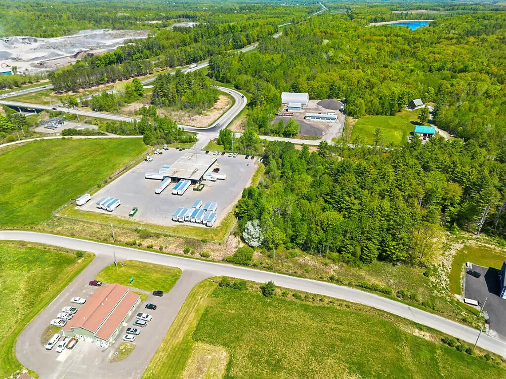 122 Lyons Road Sidney ME 04330