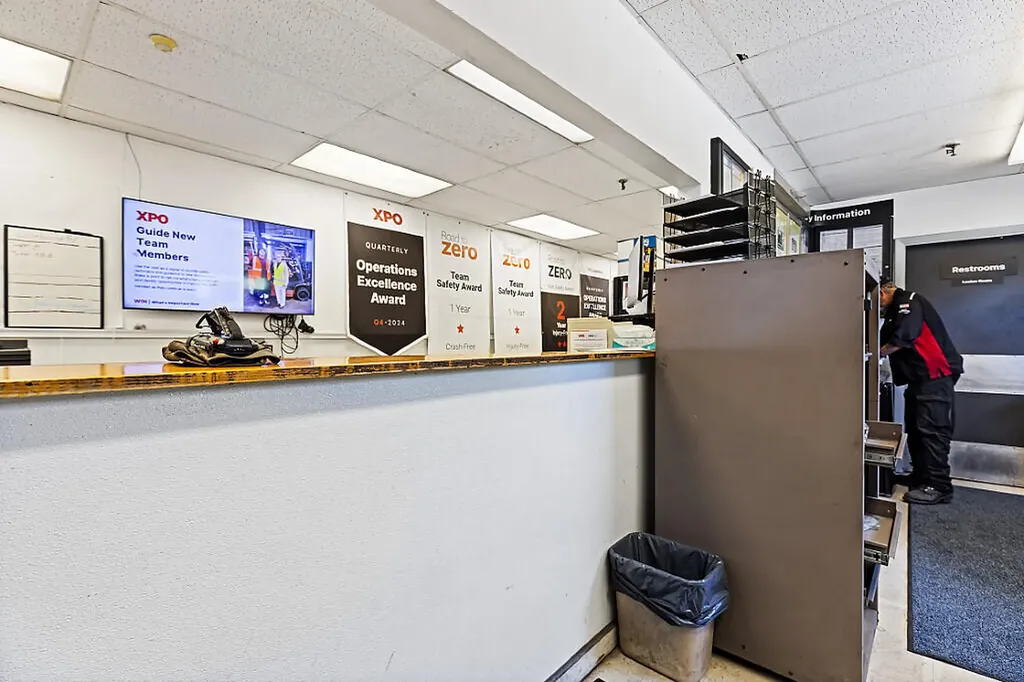 122 Lyons Road Sidney ME 04330