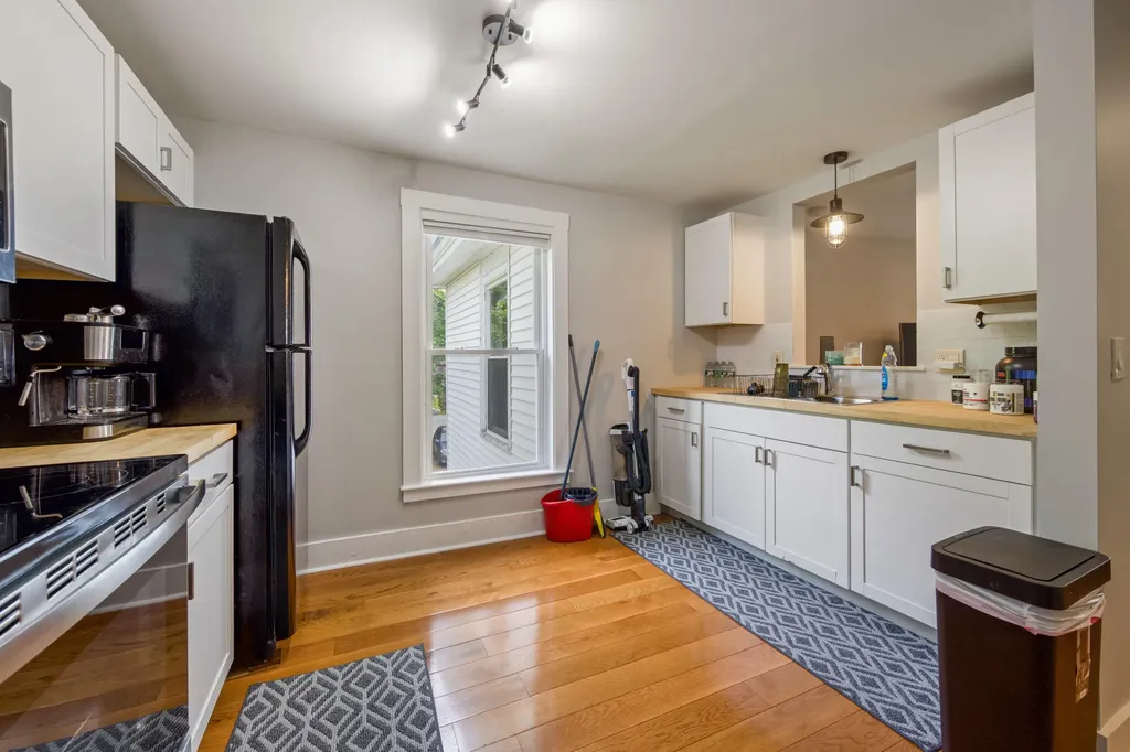 34-36 Pleasant Street Rockland ME 04841