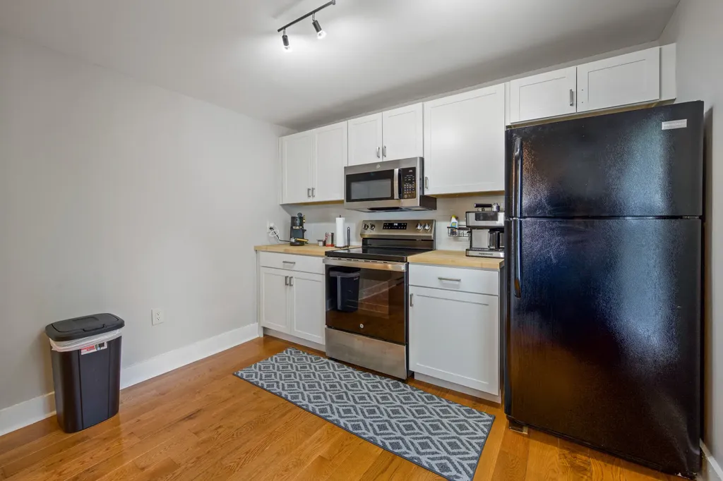 34-36 Pleasant Street Rockland ME 04841