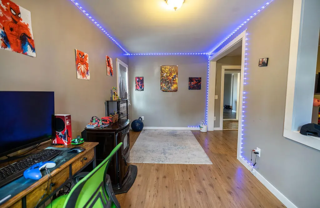 16 Park Street Madison ME 04950