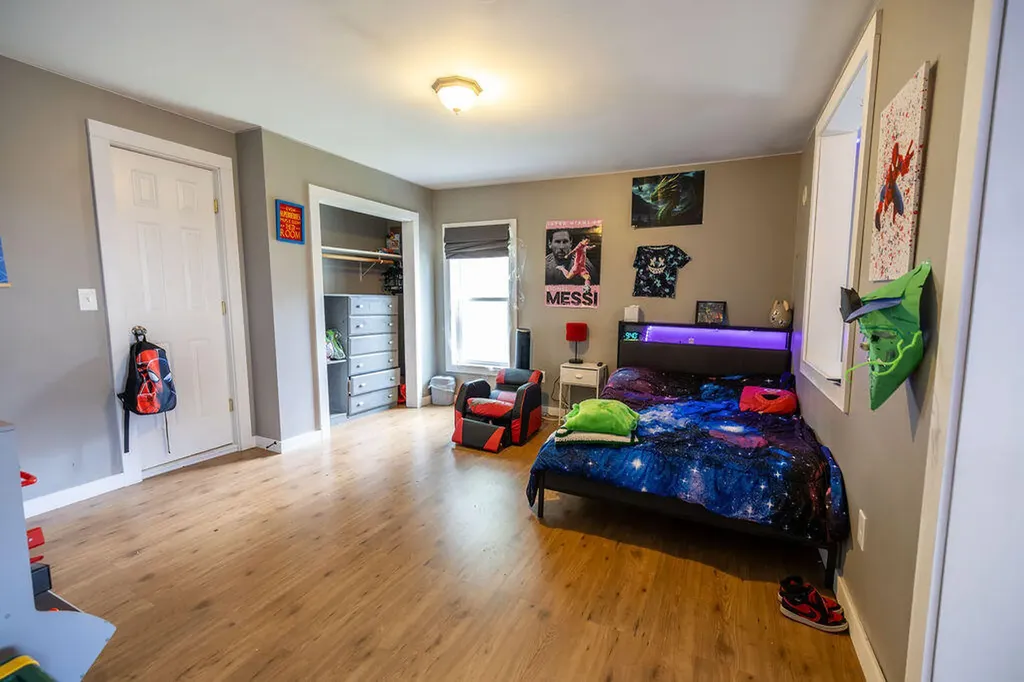 16 Park Street Madison ME 04950