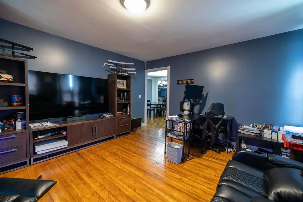 16 Park Street Madison ME 04950