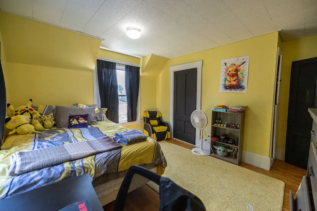 16 Park Street Madison ME 04950