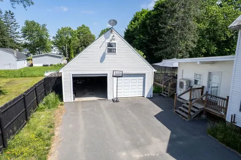 16 Park Street Madison ME 04950
