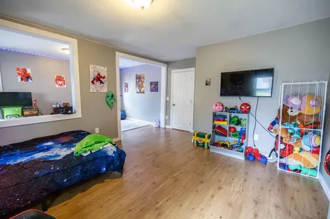 16 Park Street Madison ME 04950