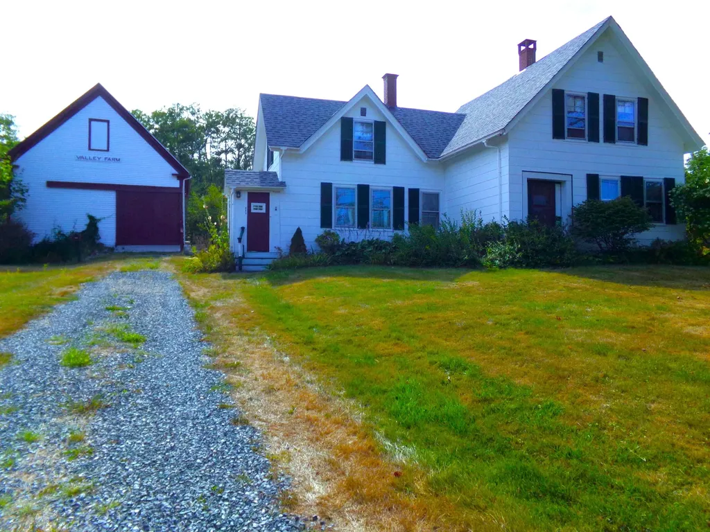 444 E Side Road Sorrento ME 04677
