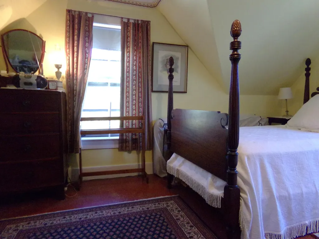 444 E Side Road Sorrento ME 04677