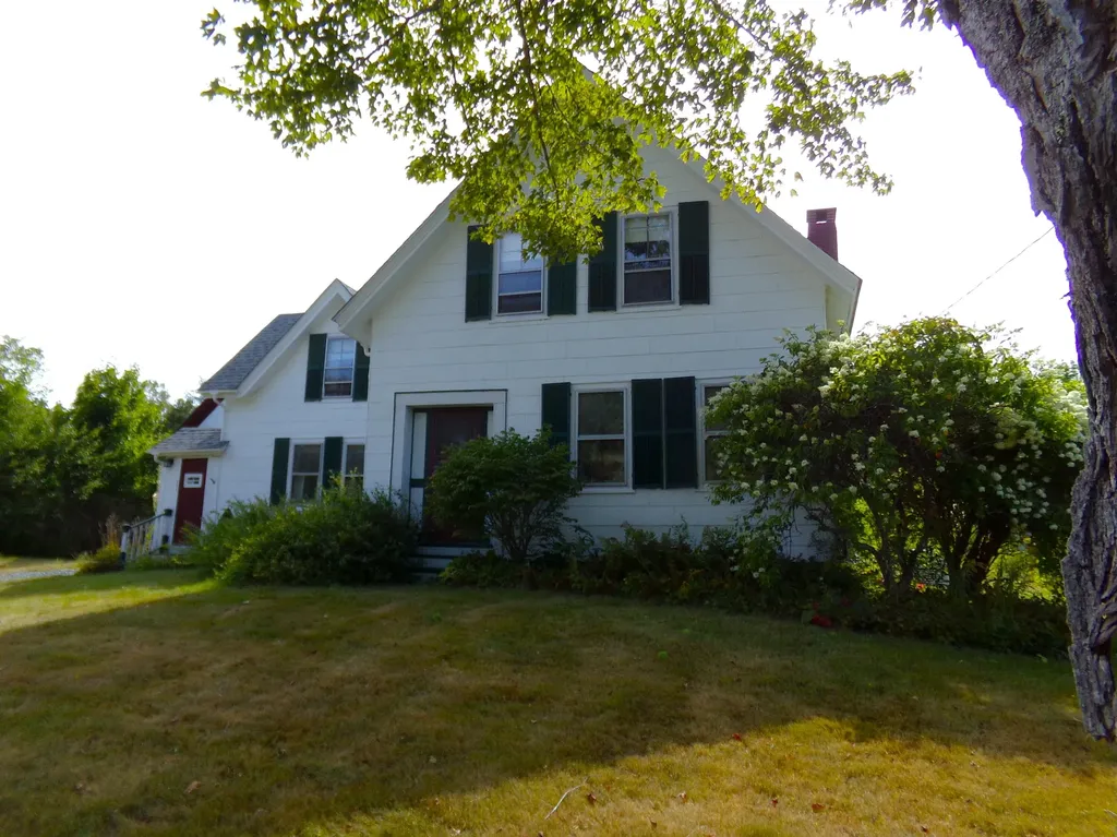 444 E Side Road Sorrento ME 04677
