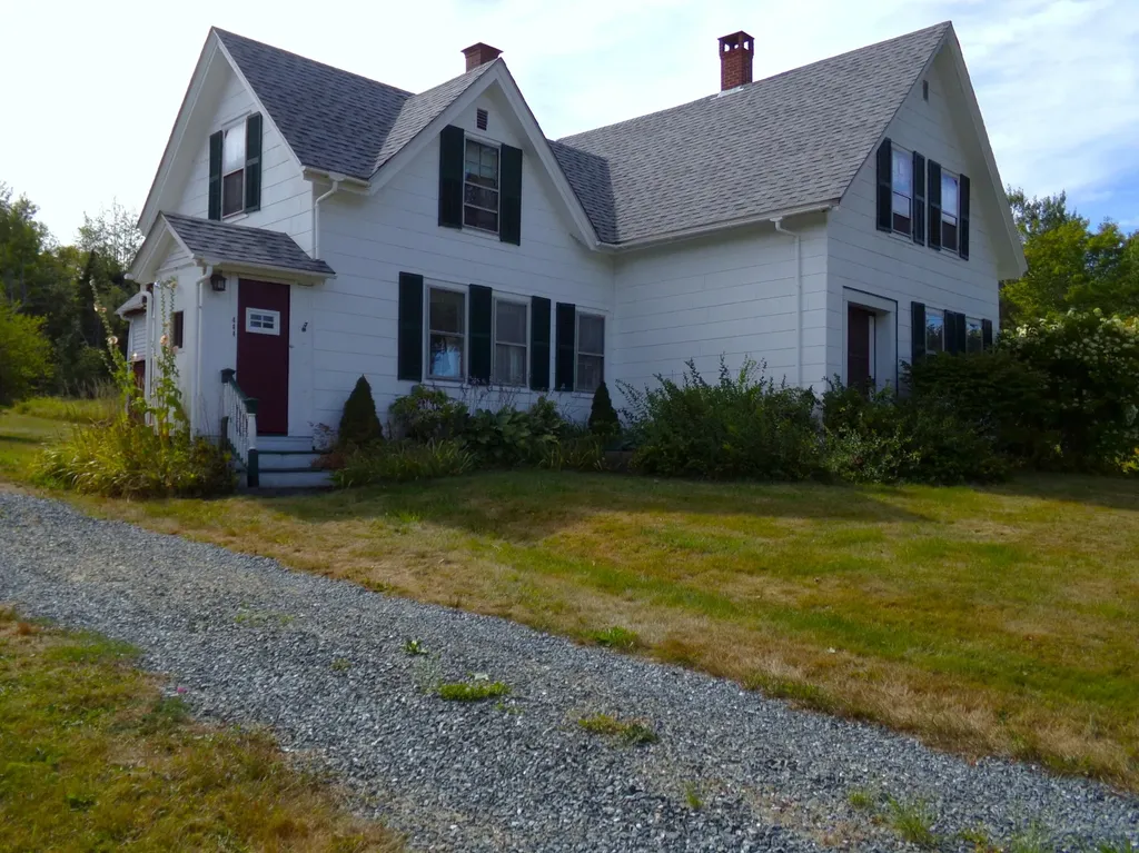 444 E Side Road Sorrento ME 04677