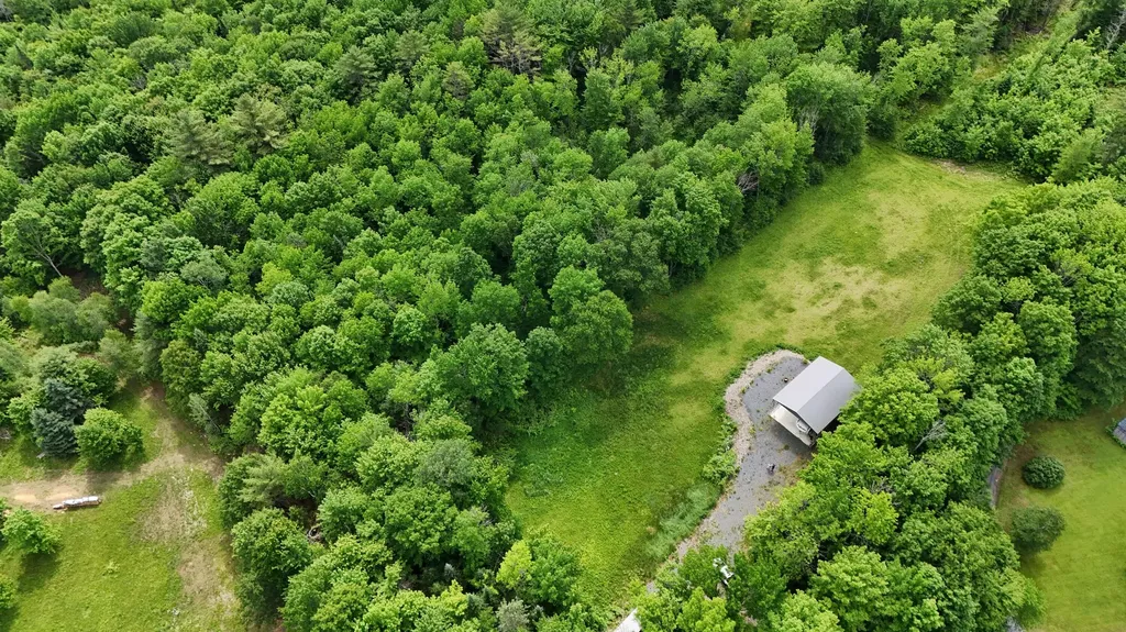 22 Monument Road Abbot ME 04406