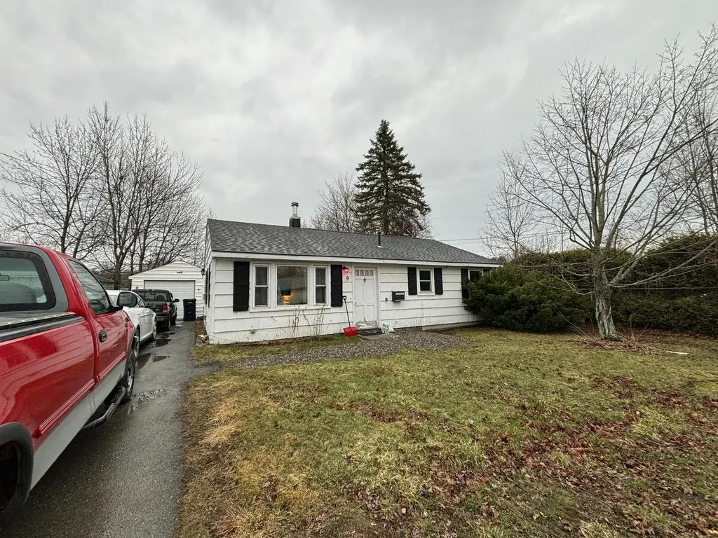 9 Roger Street Bangor ME 04401