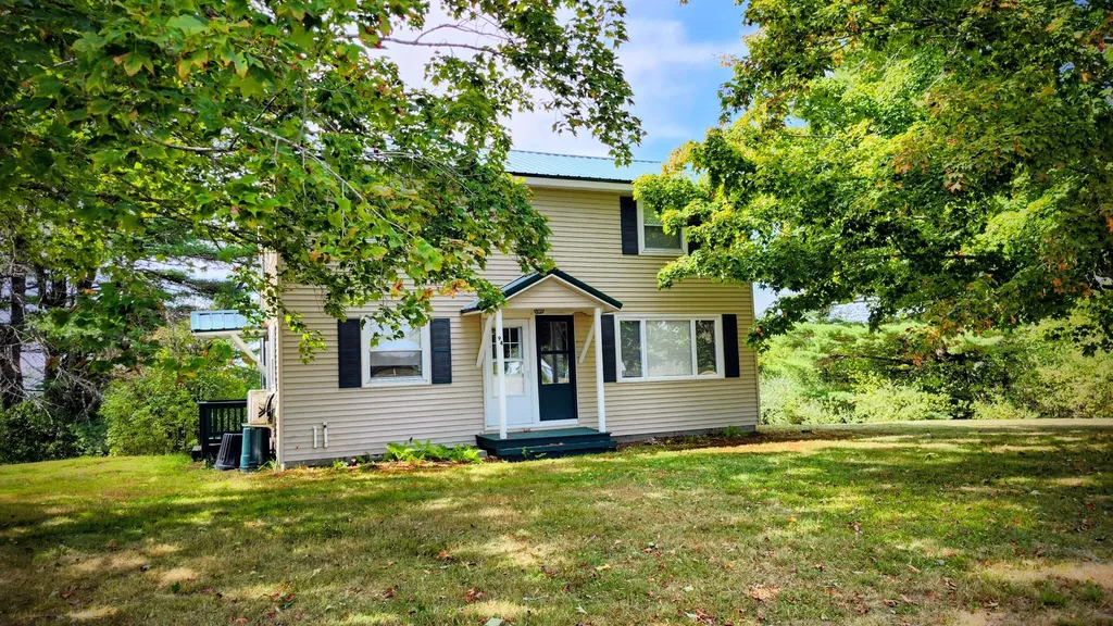 100 Goulds Ridge Road Greenbush ME 04418