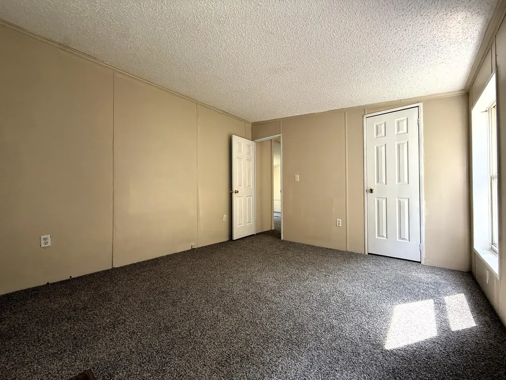 353 Controversy Lane Waldoboro ME 04572