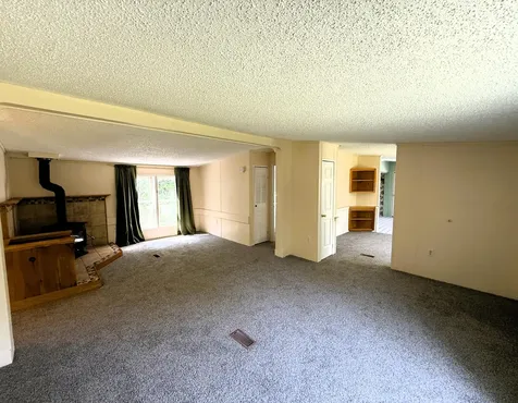 353 Controversy Lane Waldoboro ME 04572