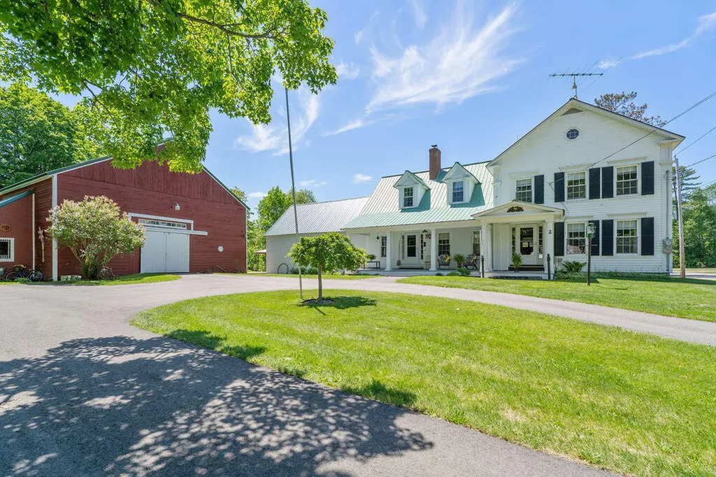 2 West Road Abbot ME 04406