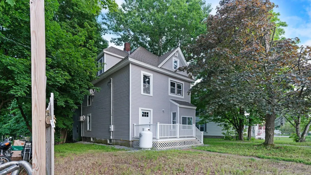 27 Church Street Livermore Falls ME 04254