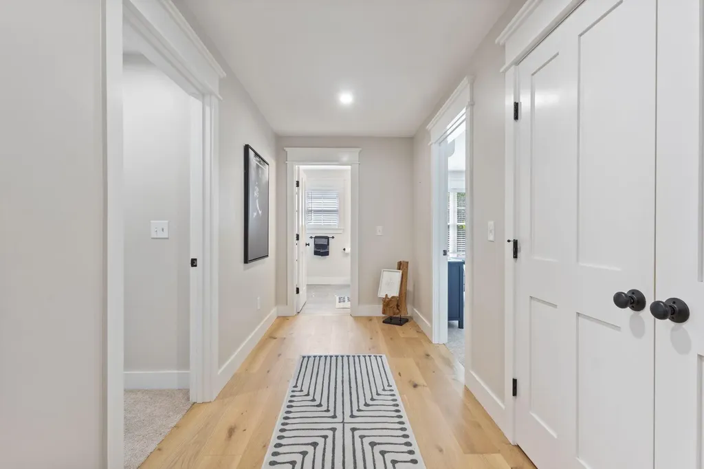 28 Fawn Woods Way Westbrook ME 04092